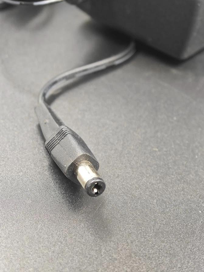 Huawei B715s 23c ModemRouter 4G LTE Used Working - Image 2 of 4