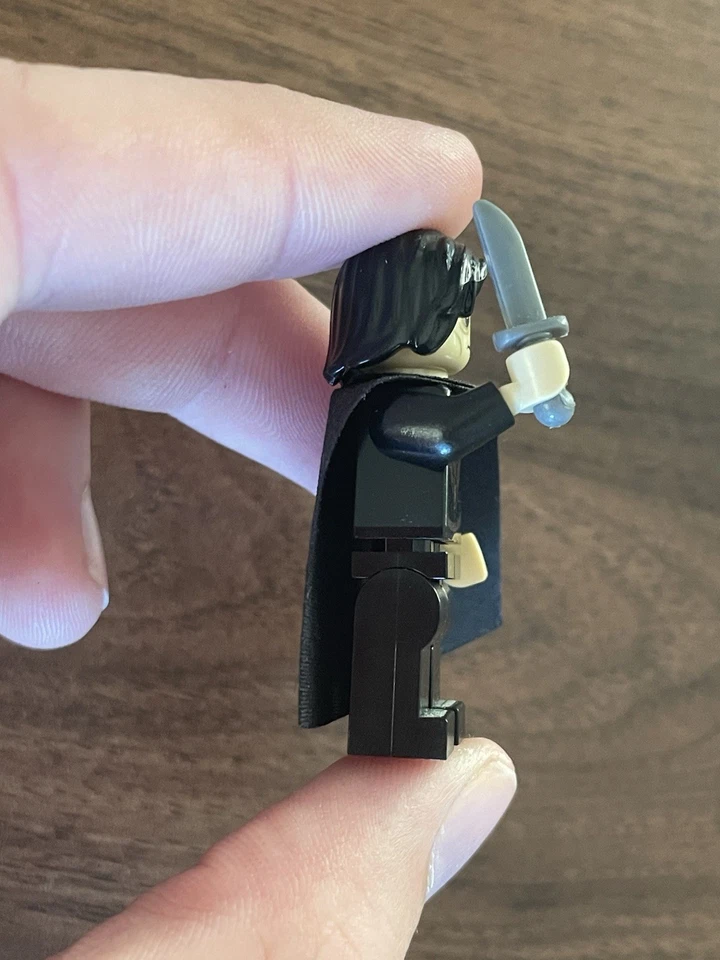 LEGO The Lord of the Rings Grima Wormtongue minifigure lotr lor072 orthanc 10237 - Image 3 of 4