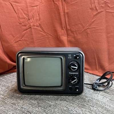 1977 Panasonic TV TR-749 Solid State Television Vintage Retro
