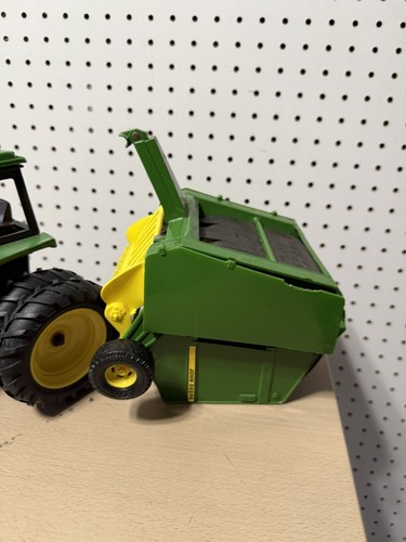 Vintage John Deere toy 4960 tractor ~ manure speader ~ round baler - Afbeelding 4 van 4