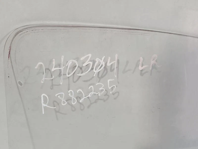 1965 1977 Volkswagen Beetle OEM левая задняя четверть стекла - Изображение 2 из 4