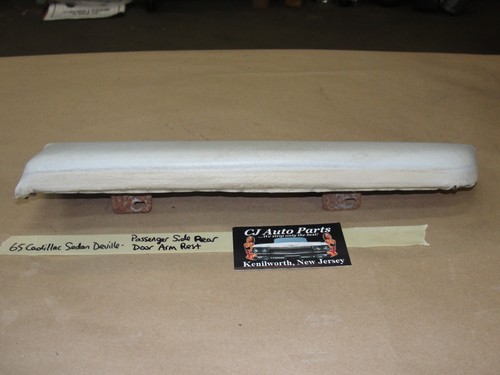 OEM 1965 65 Cadillac Sedan Deville RIGHT REAR DOOR PANEL ARM REST PAD CUSHION - Picture 6 of 12
