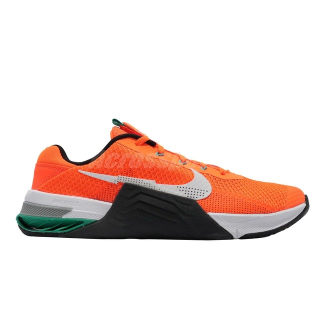 nike metcon orange