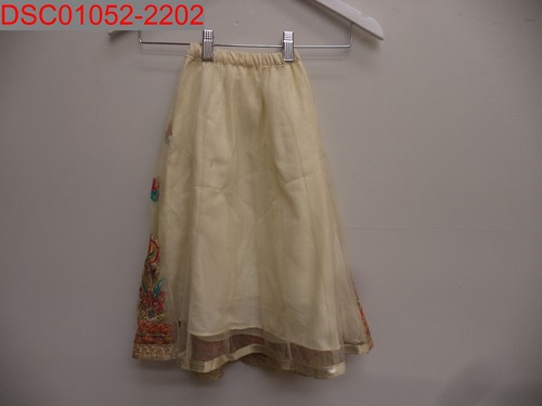 Loose Treads, Toddler Girls Ivory Mesh Overlay Embroidered Floral Skirt, Sz 3T - 第 2/5 張圖片