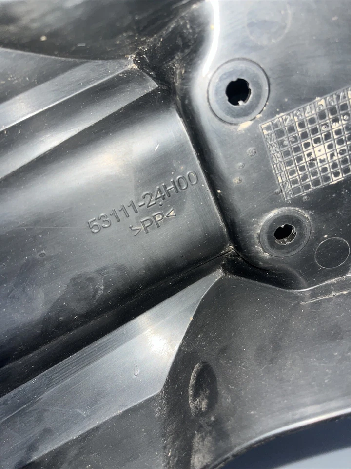 PANEL GUARDABARROS DELANTERO SUZUKI DR125 DR 125 24H00 53111-24H00 GUARDABARROS Foto 4 de 4