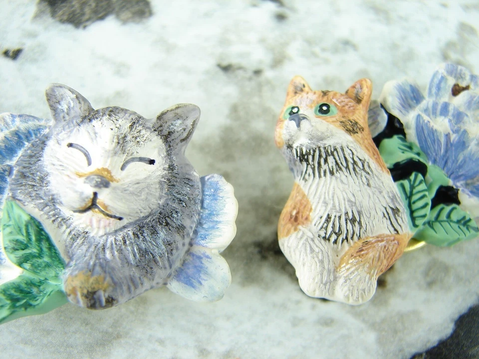 Lot of 3  Kitten Button Covers. Kittens and Flowers - Image 3 of 4