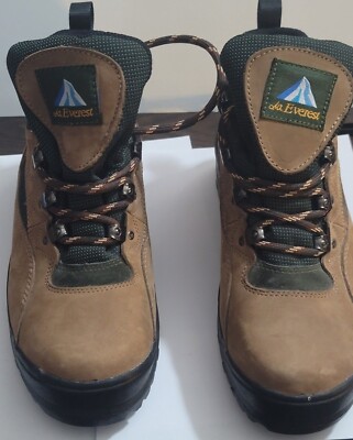 MOUNT EVEREST Hiking Trail Boots Men or Women Sz 6.5 Men  8.5 Women