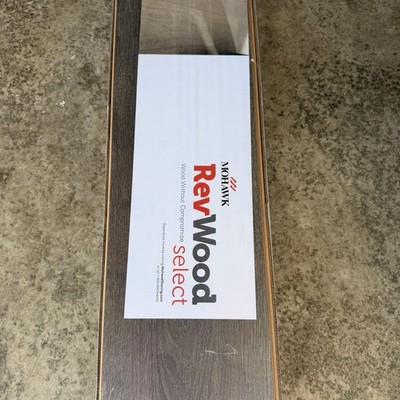 Flooring Mohawk RevWood Select Boathouse Brown Oak Plank 7.48x47.24 22.09sf