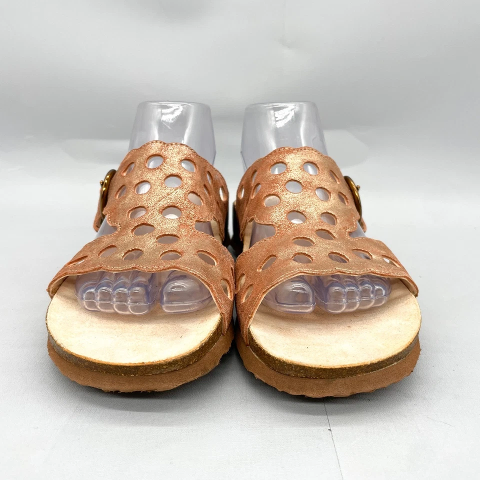 Pense! Sandálias femininas 39 Mizzi slide sapatos couro ouro rosa recorte cortiça conforto - Imagem 2 de 4