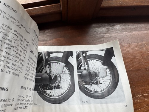 OEM Original Vespa Owner's Manual Book - Grande - Piaggio Printed 1980 Scooter - Picture 5 of 8