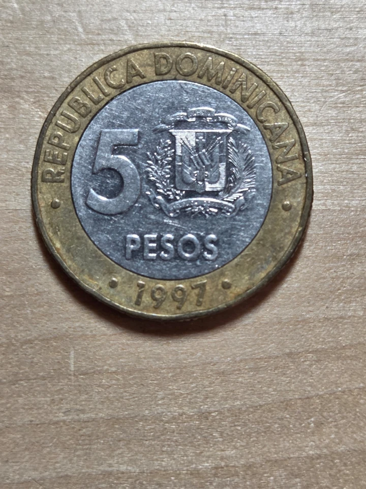 Dominican Republic 5-Pesos coin, 1997. KM# 88, bimetallic. Central Bank Anniver - Image 3 of 4
