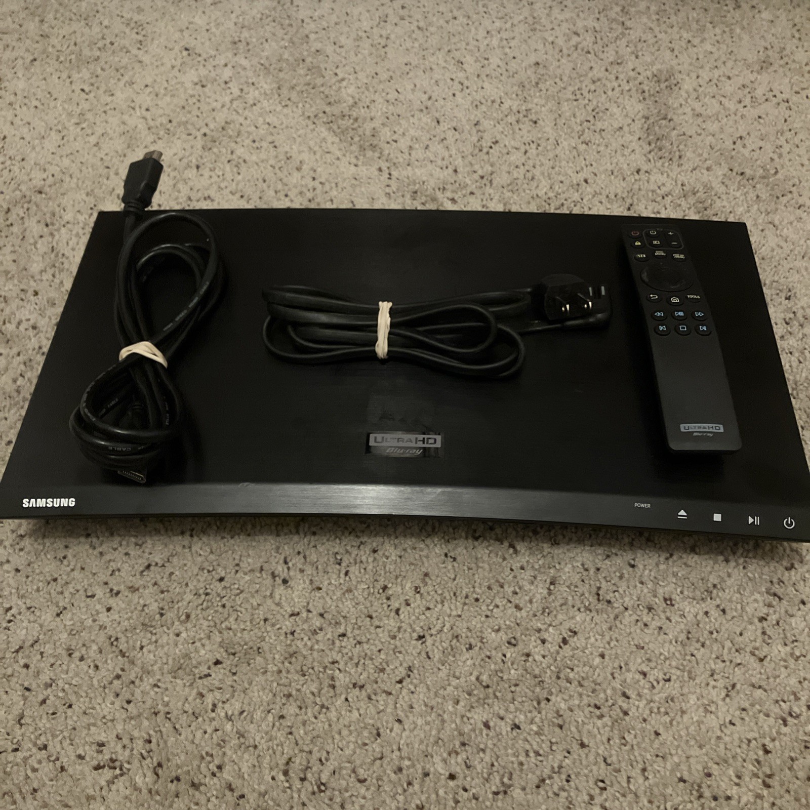 Ubd-m7500 W/ Remote & Cords