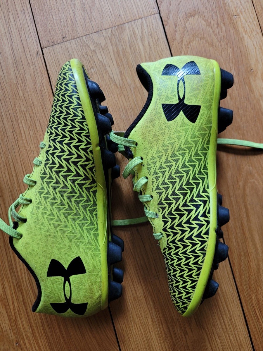 Youth Under Armour Soccer Cleats Kids Size Yellow/Black Unisex