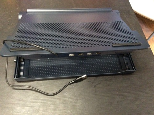 Laptop Chill Mat with 4-Port USB 2.0 Hub (Targus) - Photo 7/9