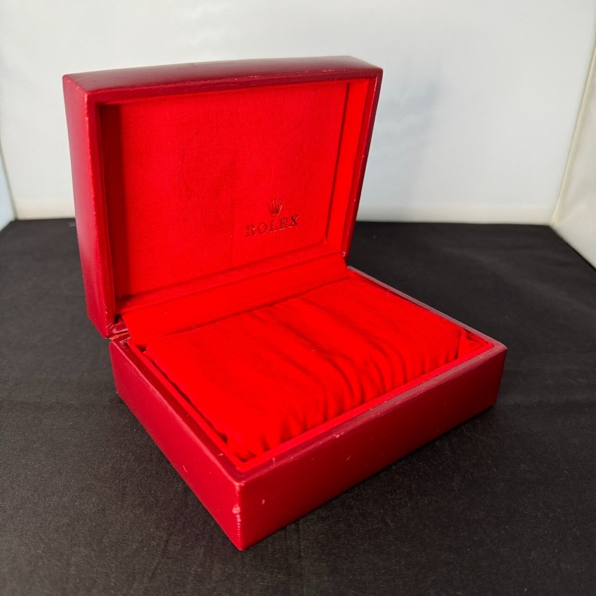 ROLEX 赤いレザーケース VINTAGE GENUINE ROLEX Red watch box case junk 14.00.08 no