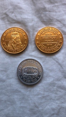 Lot von 3 verschiedenen South Lake Tahoe Casino Token - 2 Caesar's Tahoe - Barney's