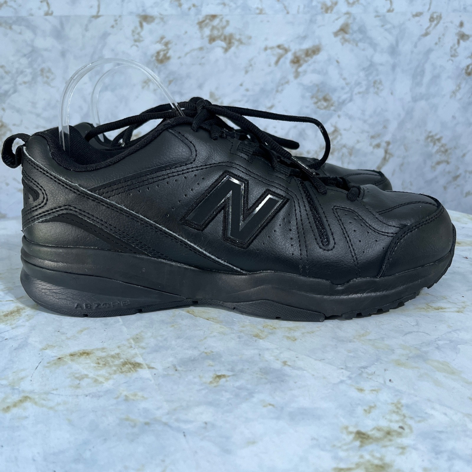 New Balance 608v5 Men's Size 10 Wide 4E Shoes Black Comfort 