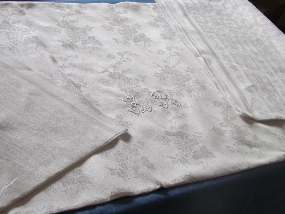 nappe, damas de fil de lin, 2.38 m X 1.80 m, mono A R, ancienne - Photo 2/4