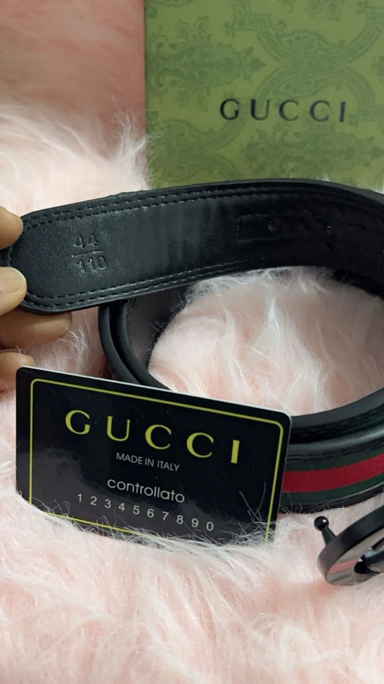 Gucci Set  Belt Glasses And Watch - Image 4 of 4