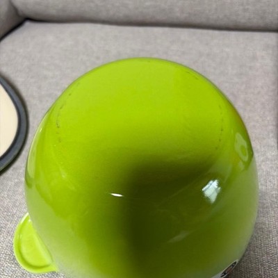 LE CREUSET　アップルココット フルーツグリーン　18cm LE CREUSET Apple Cocotte 18cm Fruit Green Cast Iron Enamel Pot