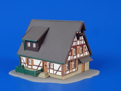 KIBRI Z 1:220 - 6822 - Casa de media madera (46)/ Construida | Condition: Used