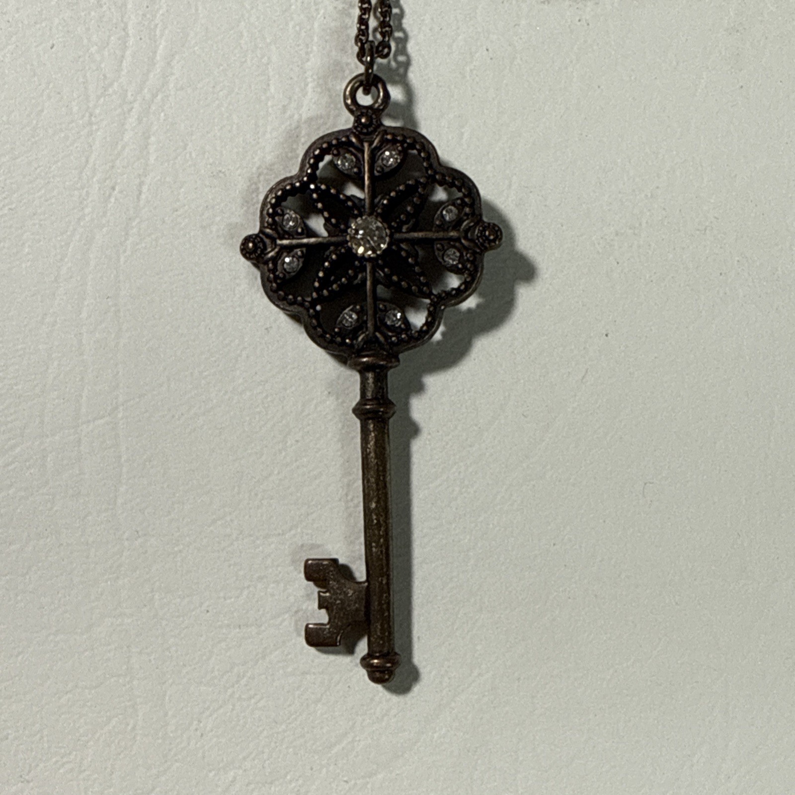 Picture 1 of 4