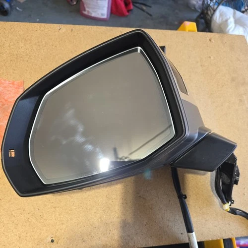 IMMACULATE 2019-25 AUDI Q7 DRIVER LH REAR VIEW MIRROR W/CAMERA TURN SIGNAL OEM