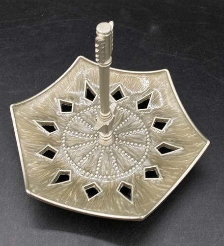 Cynthia Rowley NY Jewelry Trinket Dish Holder with Arrow Enameled Metal - Picture 8 of 11