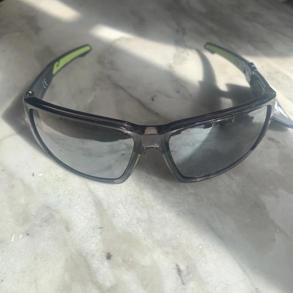 Gafas de sol deportivas clásicas grises Reebok Golf para hombre RBOP 2102 lentes plateadas espejadas Foto 2 de 4