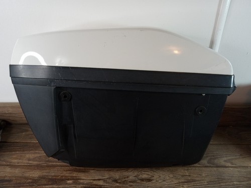 2009 BMW R1200RTP LEFT SIDE Pannier, Side Case Box Luggage Cargo (READ) - Picture 6 of 19