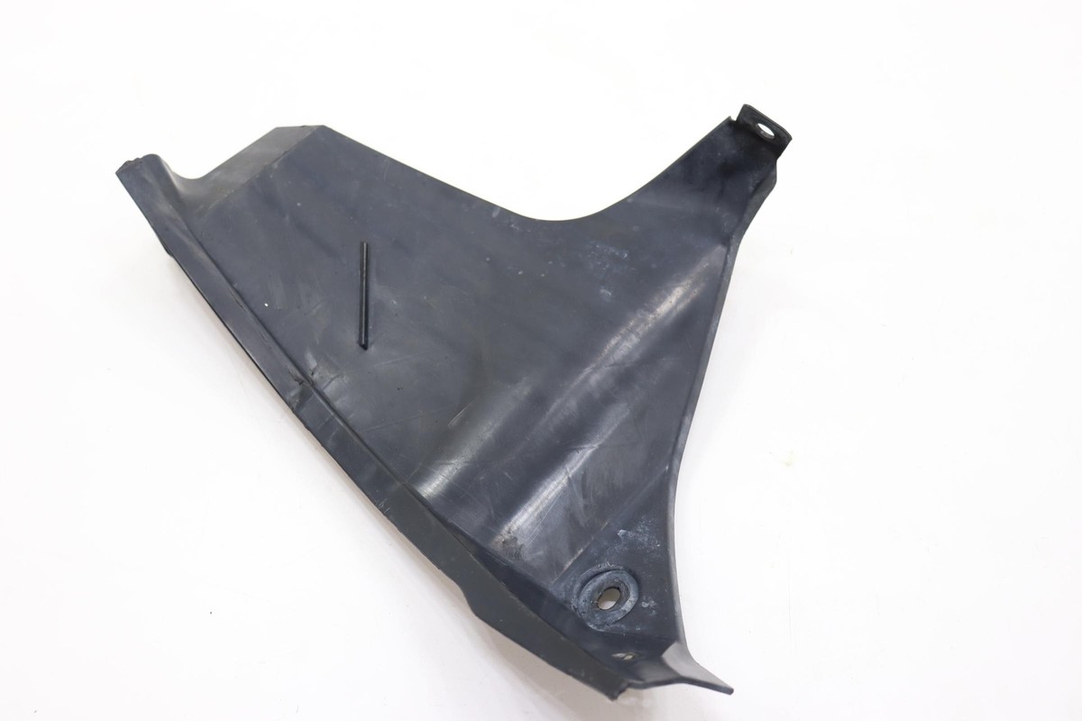 2020 - 2022 TOYOTA COROLLA REAR BUMPER LEFT MOUNT BRACKET SUPPORT 