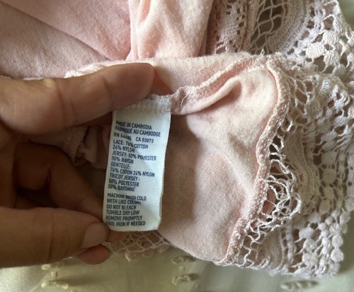 Lace Crochet Tank Top Light Pink Pastel Size M American Eagle Outfitters - Picture 3 of 4