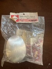 Dexter's LeeWards Oval WHITE / RED BOUTIQUE BALL Crystal Bead Xmas Ornament Kit