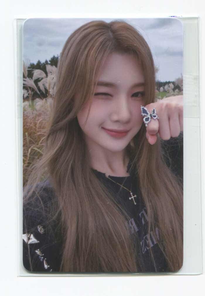 Hearts2Hearts 1st SingleThe Chase [WEVERSE SHOP] PREORDER