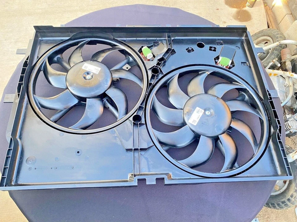 正品 2014 - 2022 Ram Promaster 原始设备制造商全新马勒散热器冷却风扇 68188994AD — 第 4/4 张图片