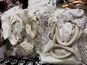 GRAB-BAGS-Assorted-BEADS-APPLIQUES-PANEL-Trim-VANILLA-BEAN-PIECES-ENDS-CUT-UPS