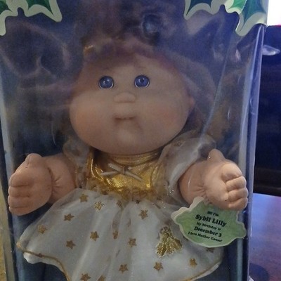 Cabbage Patch Kids Holiday Baby Sybil Lilly Doll Christmas Original Box