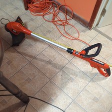 Black & Decker 2 in 1 String Trimmer/Edger Weed Wacker Model GH710 