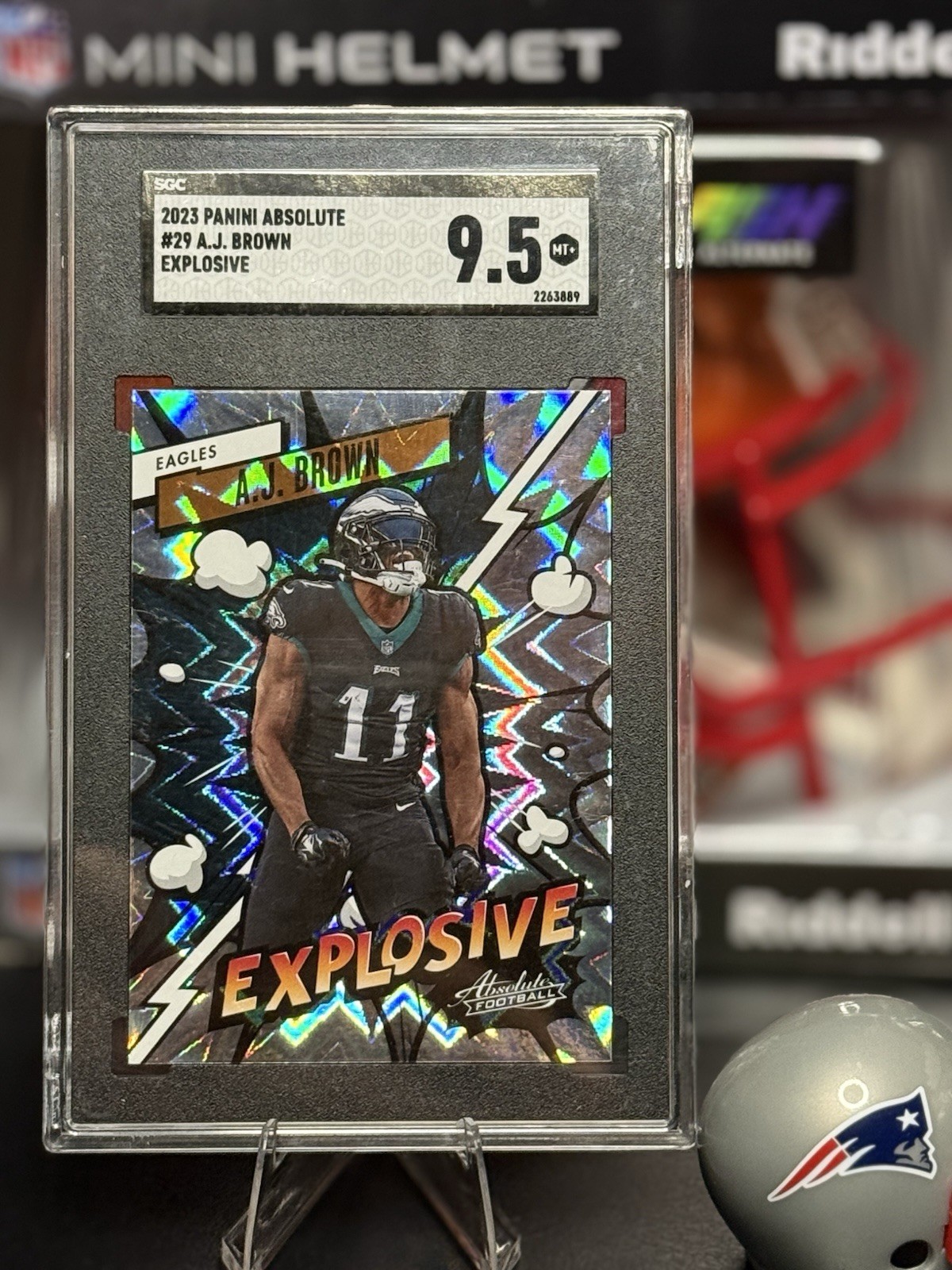 2023 Panini Absolute - A.J. Brown Explosive #28 GM 10