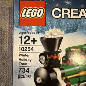 🚂🎄 LEGO Creator Expert &ndash; Winter Holiday Train (10254) BNISB Mint condition