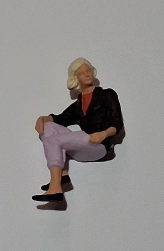 Preiser Figur sitzend ähnlich Figur in 45036 für LGB | Condition: Gebraucht