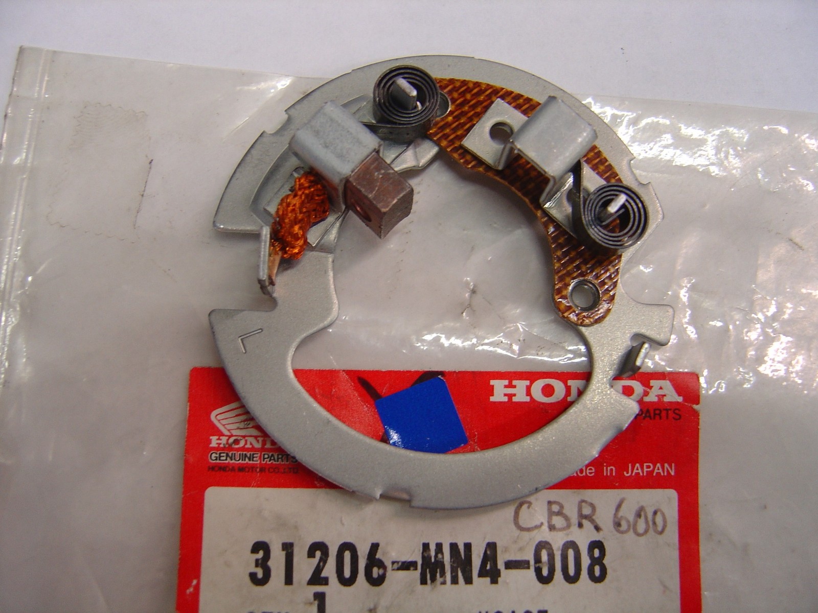 Porte balai de démarreur Honda 31206-MN4-008 pour un contact électrique stable