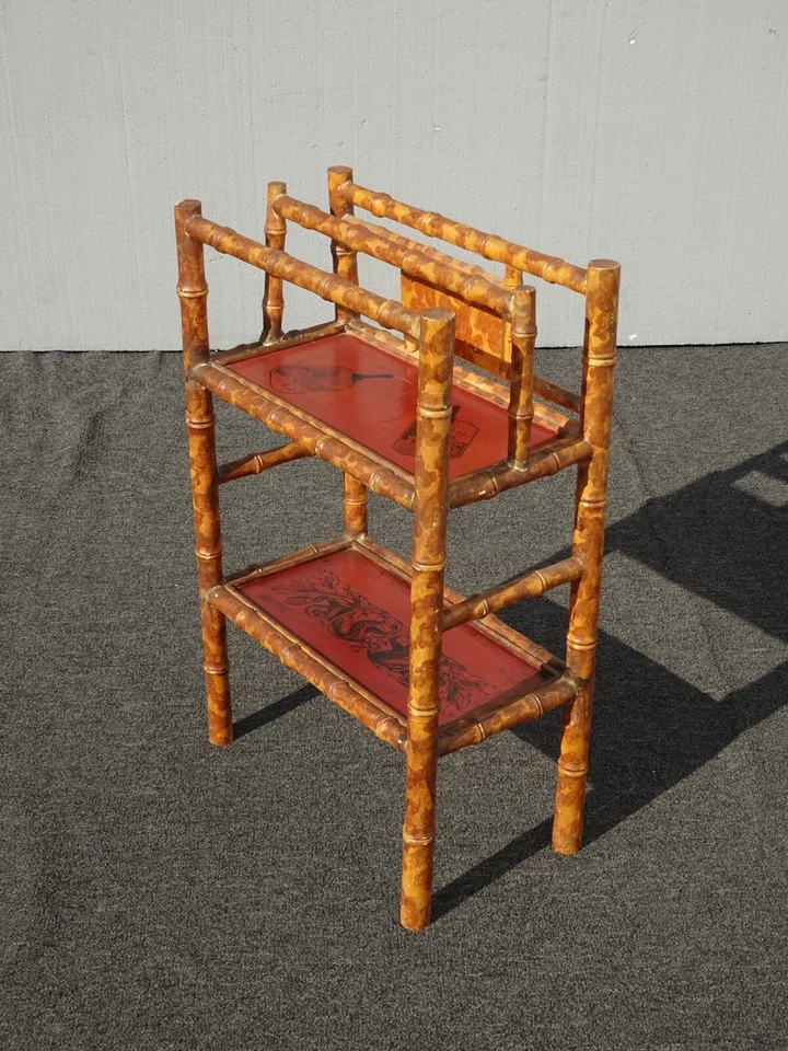 Librería de bambú vintage moderna de mediados de siglo con influencia asiática roja Foto 4 de 4