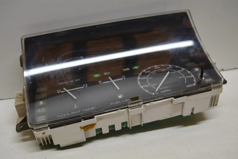 1987-1989 CHEVROLET GEO SPECTRUM SPEEDOMETER CLUSTER MILES 131322 OEM, 257-58548 - Image 2 of 4