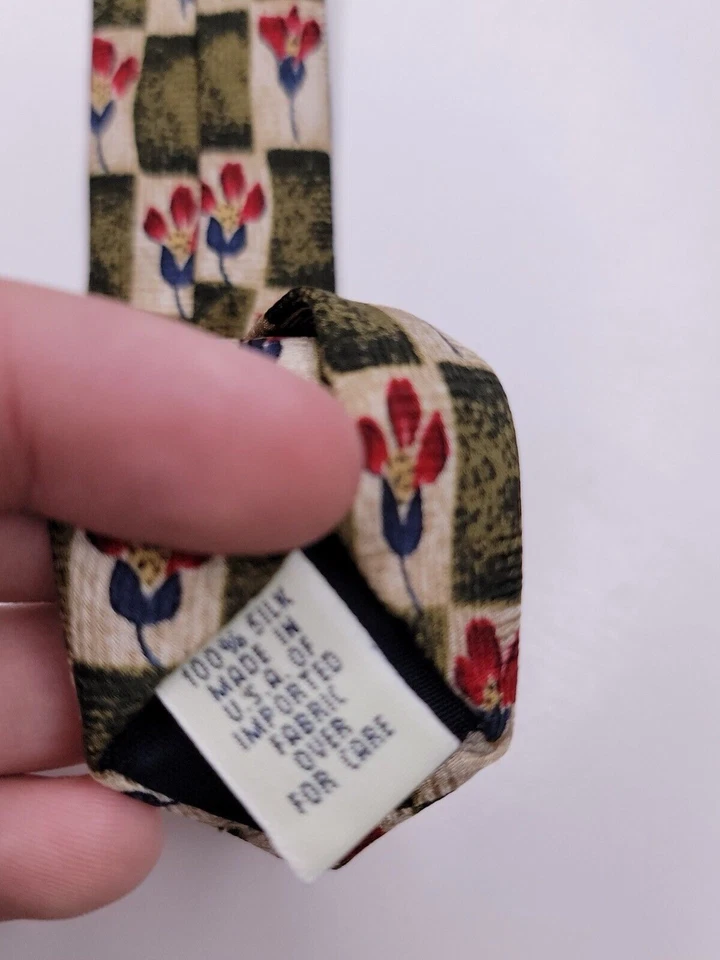 Corbata formal para hombre Gap 56"Lx4"W verde/bronceado Foto 4 de 4