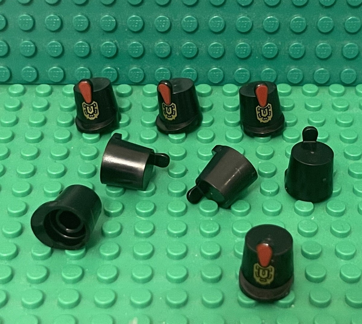 Lego 8 Imperial Soldier / Guard Shako Hat with Red Plume and Gold
