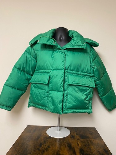 Aqua Women's Apple Green Long Sleeves Cire Wonder Short Puffer Jacket NWT