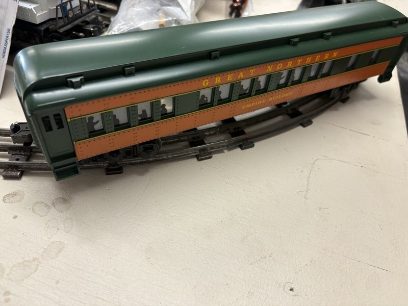 Lionel O Gauge Great Northern Passenger Car Green/Orange