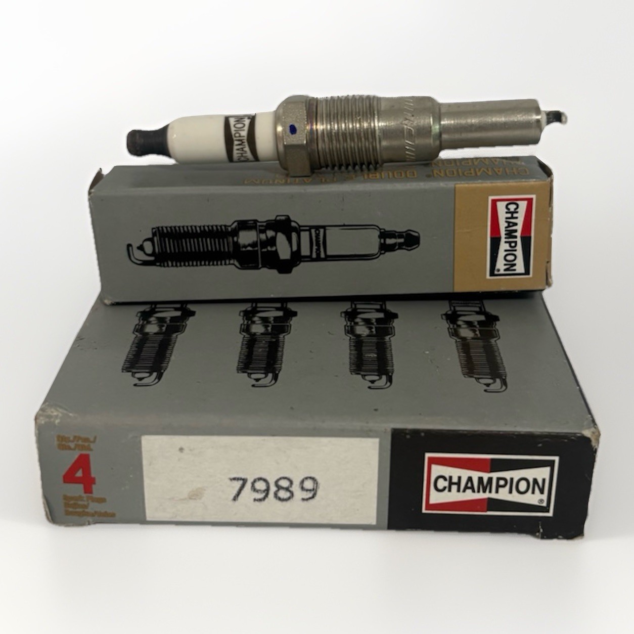 4-Pack Champion 7989 Double Platinum Spark Plugs OEM Replacement for Ford