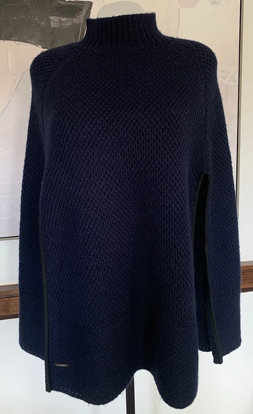 Lauren RalphLauren Waffle Knit Mock Neck Poncho Cape Sweater Wool Blend Navy
Opens in a new window o